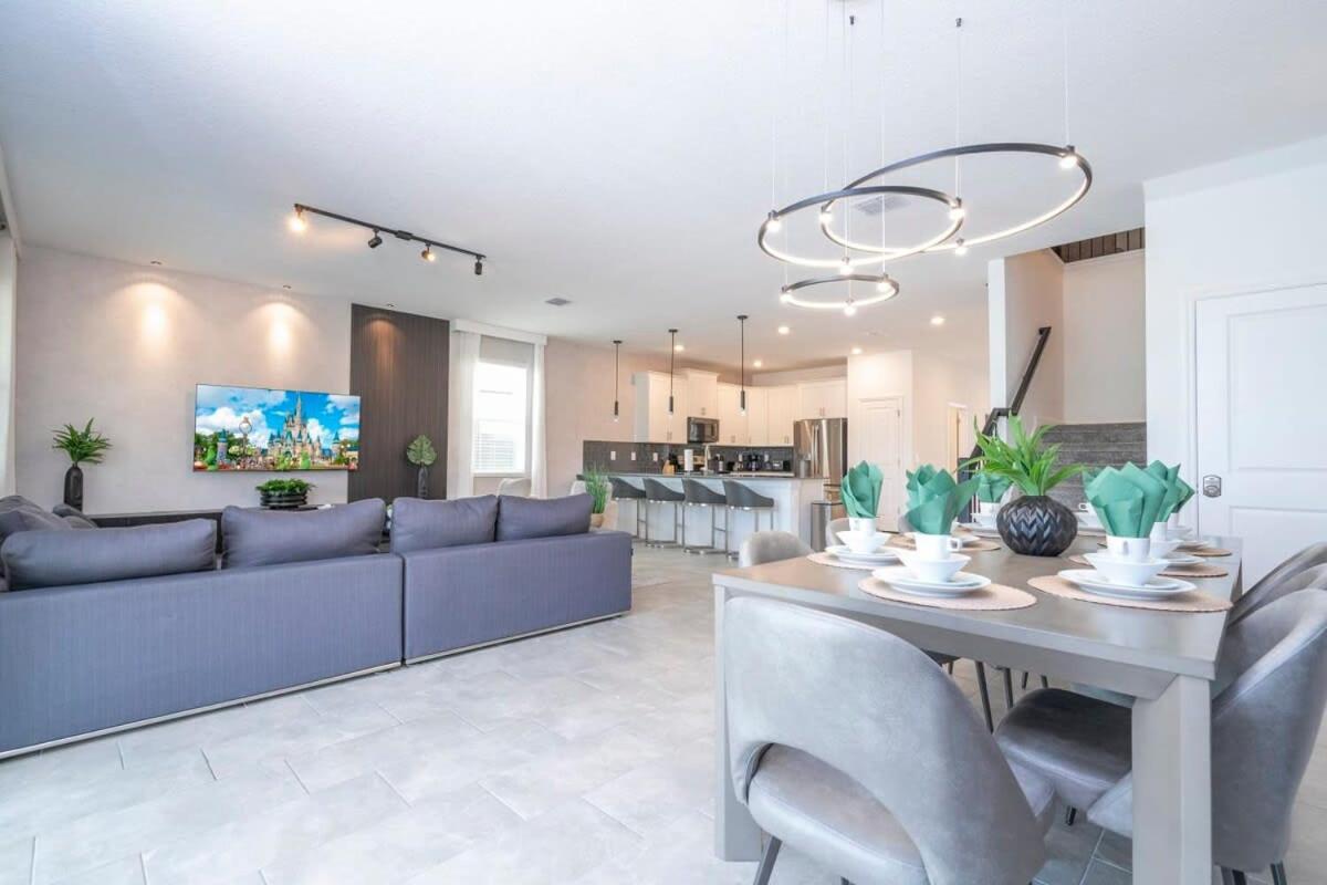 Hébergement de vacances Gorgeous 9bd With Pool And Gameroom At Champions Gate 9088