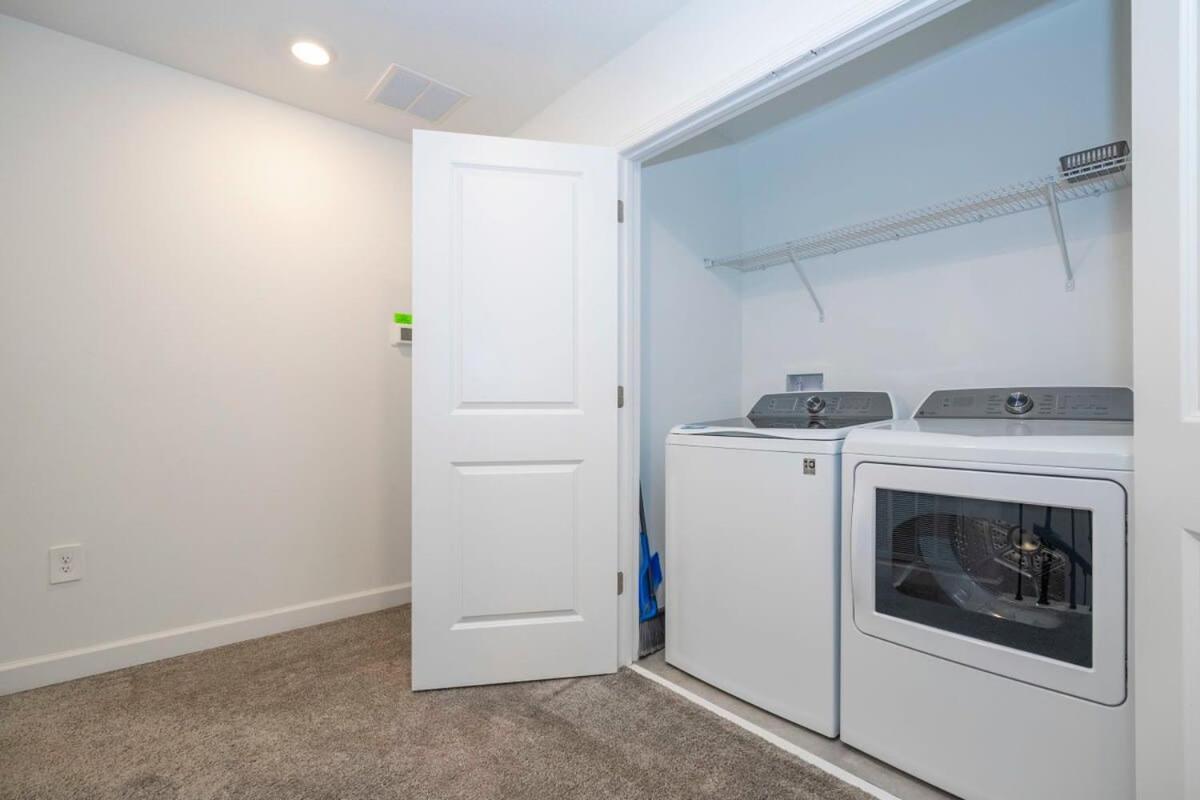Hébergement de vacances Gorgeous 9bd With Pool And Gameroom At Champions Gate 9088