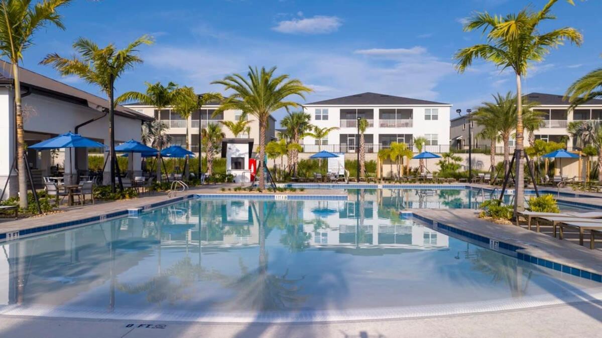 Gorgeous 9bd With Pool And Gameroom At Champions Gate 9088 *