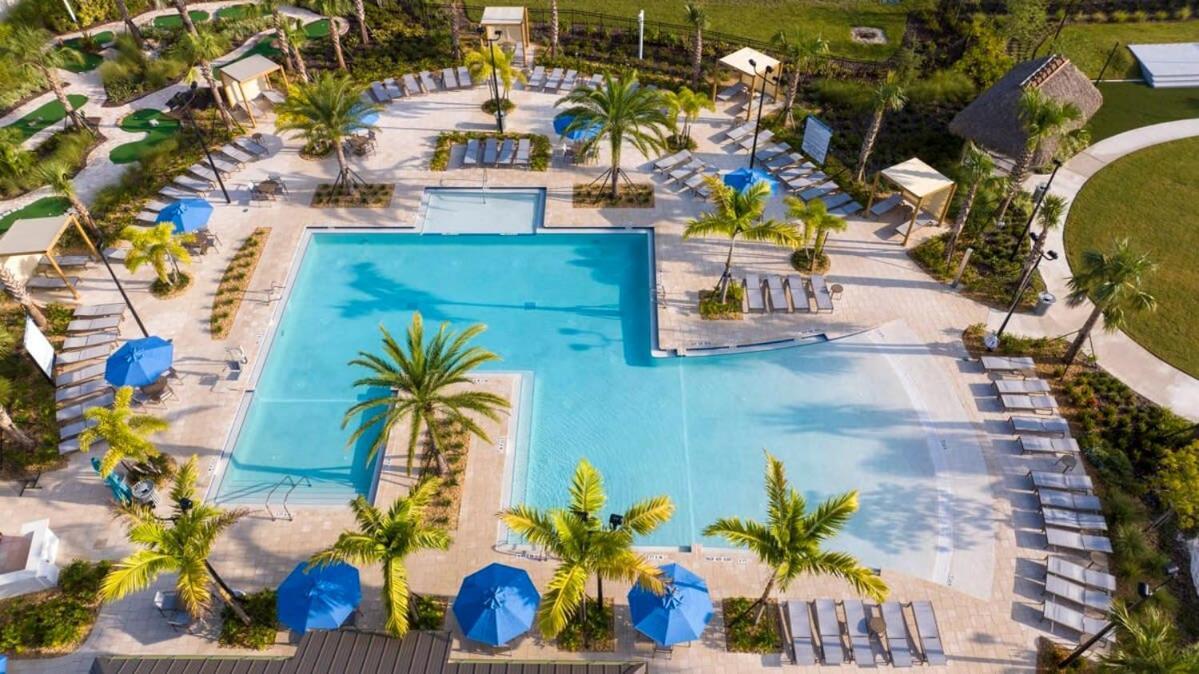 Gorgeous 9bd With Pool And Gameroom At Champions Gate 9088