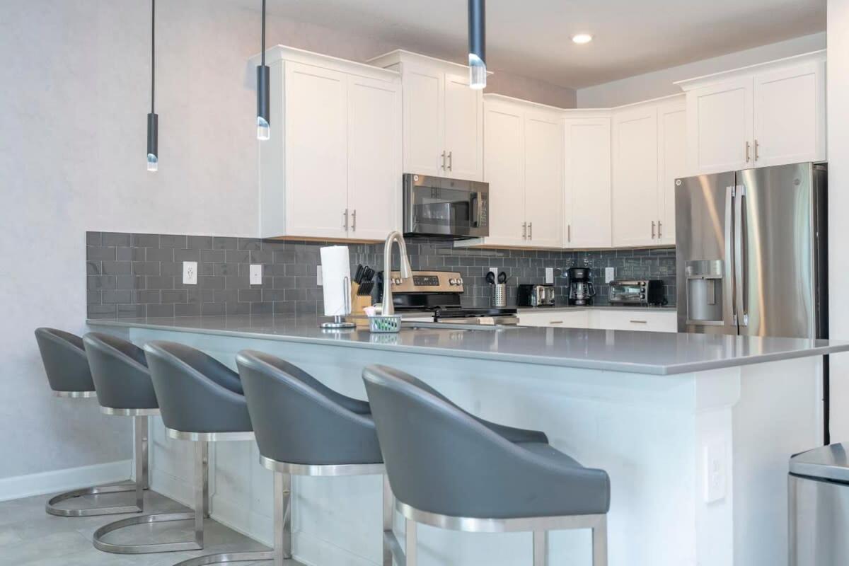 Gorgeous 9bd With Pool And Gameroom At Champions Gate 9088 *