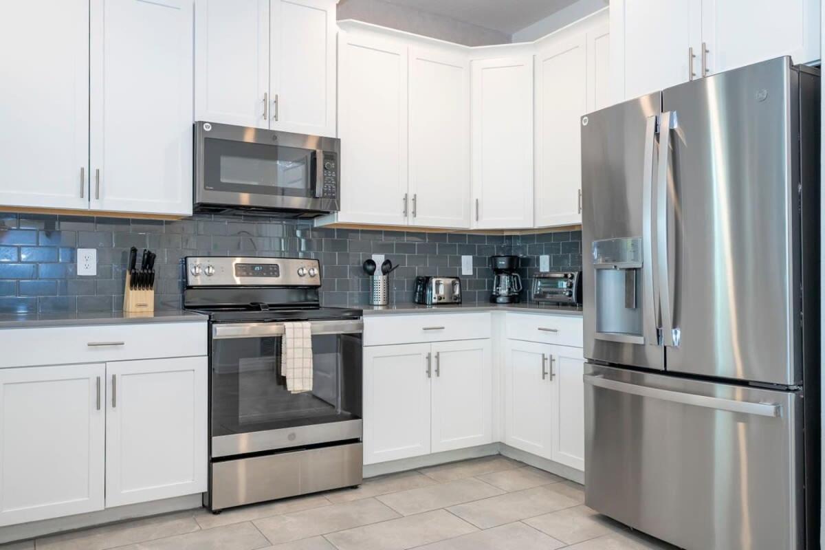 Hébergement de vacances Gorgeous 9bd With Pool And Gameroom At Champions Gate 9088